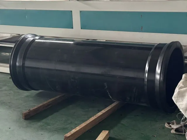 Steel-wire-reinforced HDPE pressure pipe fitting detail